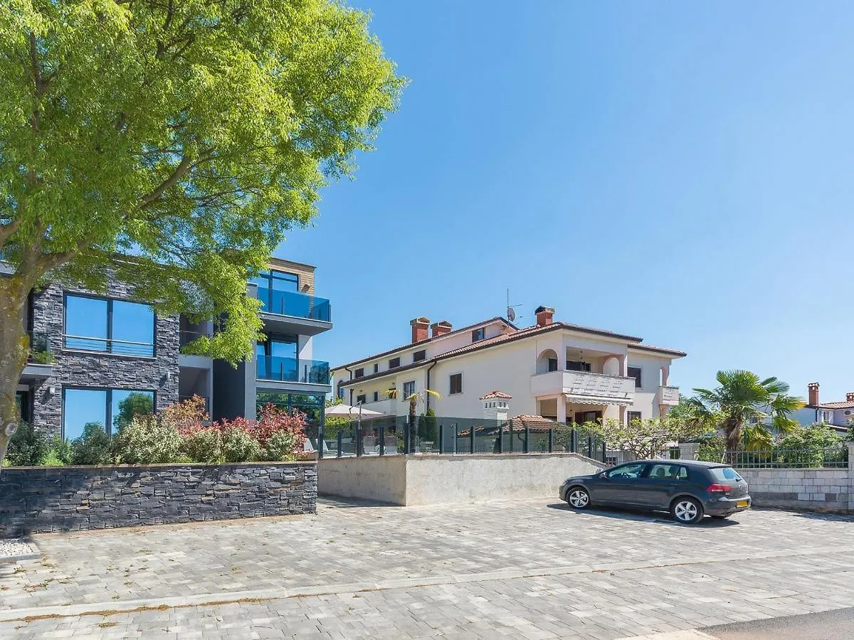 Apartment Monika With Private Pool In Porec Kukci 0*,  Horvátország